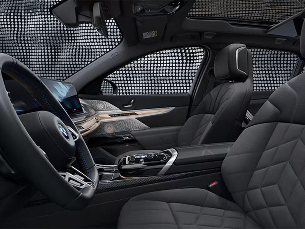 BMW i7 M70 Impressions